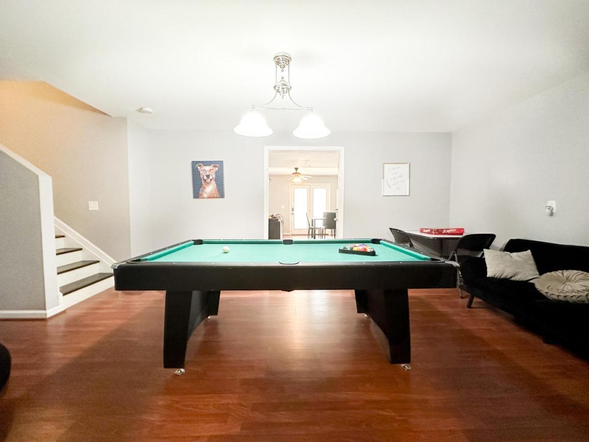 Ferienwohnung Cute 2-Brm Walkout Apt With Pool Table And Theater Lexington Exterior foto
